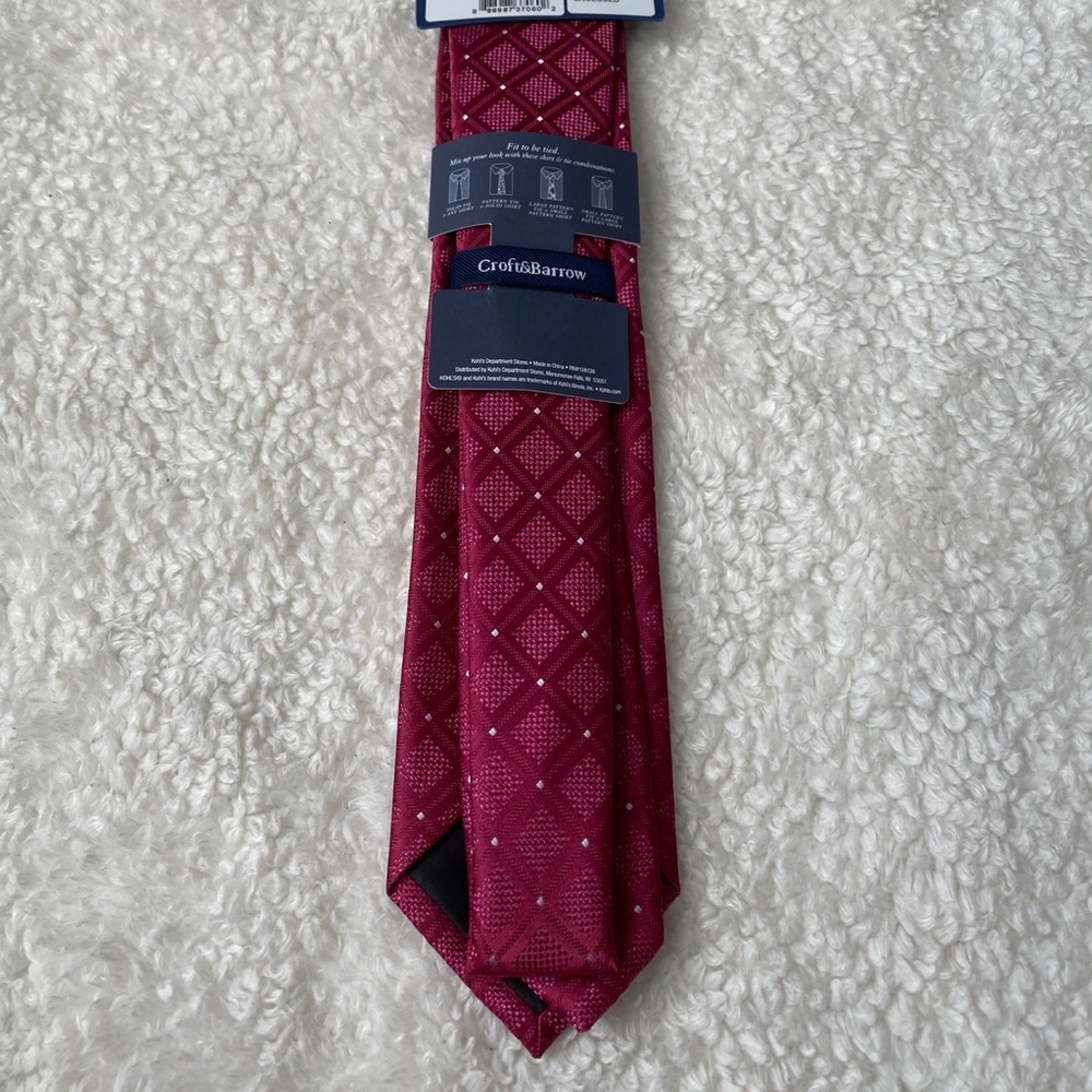 🛍 5/$25 NWT Dark Pink Magenta Tie - Picture 3 of 4